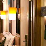 Aparthotel Collage Cihangir 33 4*