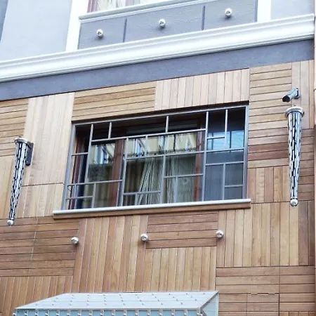 Collage Cihangir 33 Aparthotel