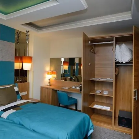 Collage Cihangir 33 2*