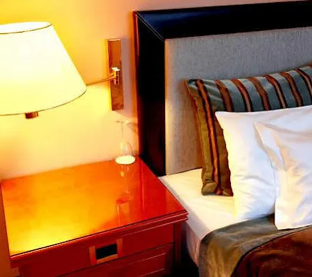 Collage Cihangir 33 2*