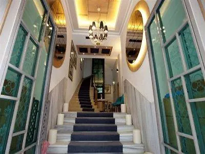 Collage Cihangir 33 Апарт-отель Стамбул