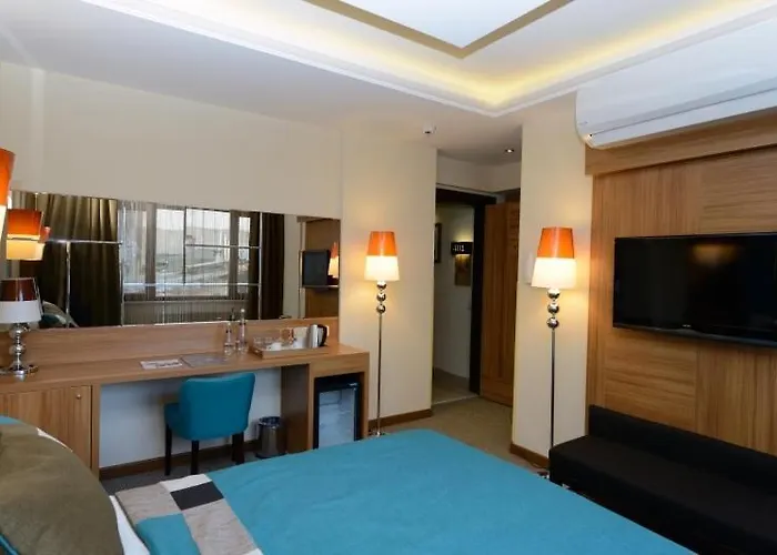 Апарт-отель Collage Cihangir 33