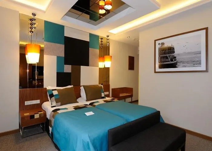 Collage Cihangir 33 Aparthotel