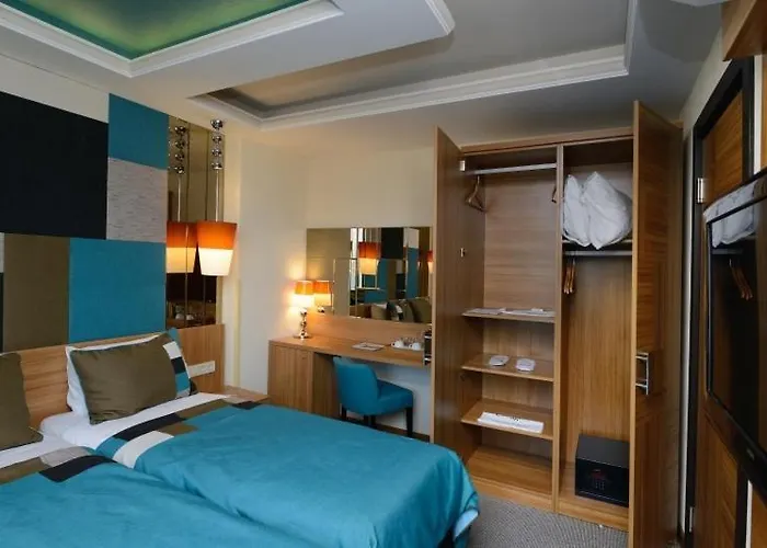 Collage Cihangir 33 2*