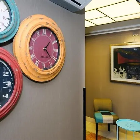 Collage Cihangir 33 Aparthotel 4*