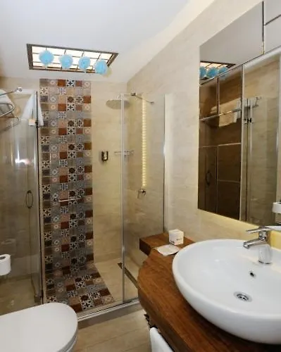 Collage Cihangir 33 Lägenhetshotell Istanbul