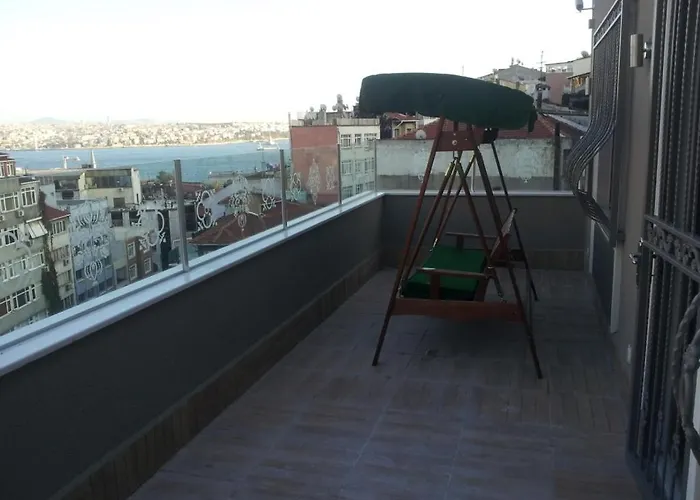 Lägenhetshotell Collage Cihangir 33